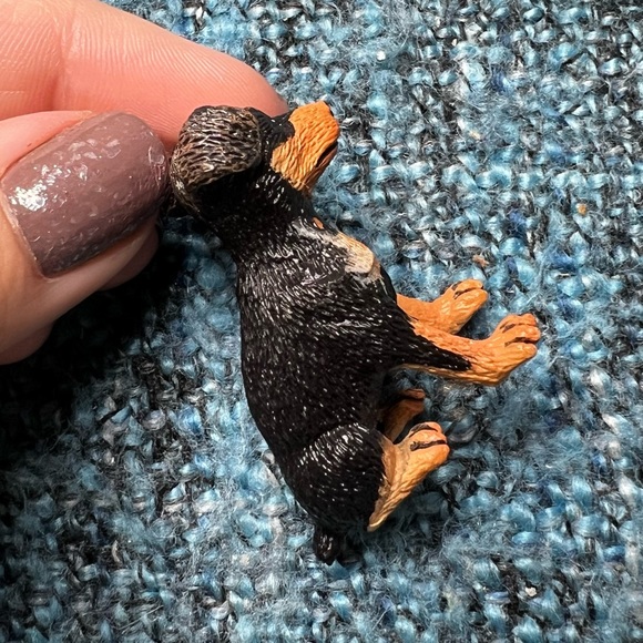 Kaiyodo Wing Mau Doberman Puppy Dog Mini Figurine - Picture 5 of 9